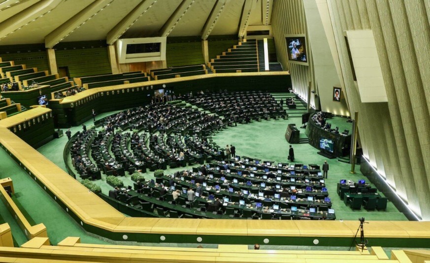 مخالفت مجلس با ساقط شدن حق حبس زوجه در مهریه