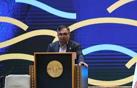 انتقاد مدیر استقلال از لغو بازی در مشهد؛ چرا ورزشگاه ساختید؟