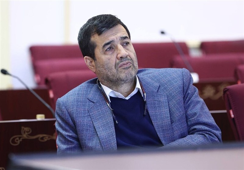 وزیر ورزش: ساخت یک ورزشگاه از بازسازی آزادی راحت‌تر بود!