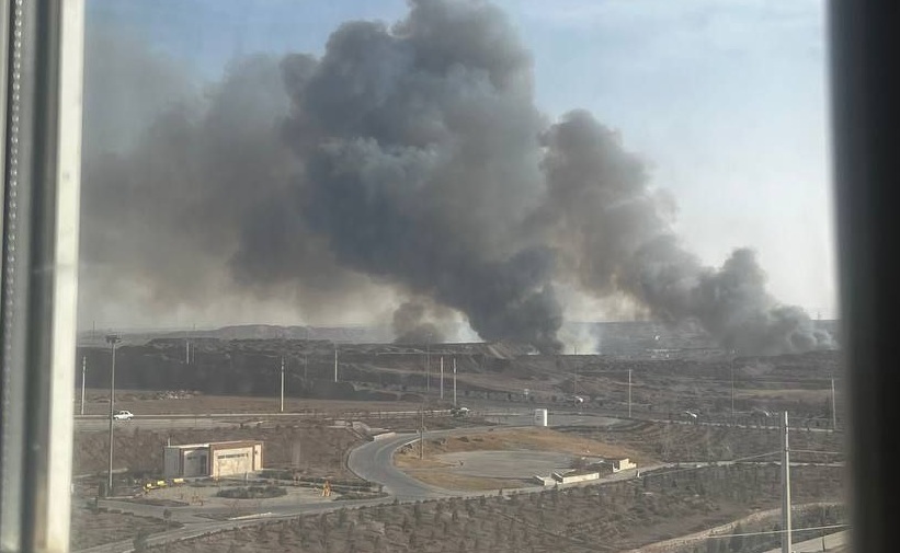 ماجرای دود اطراف پرند؛ آتش سوزی در نیزار‌های خشک بود