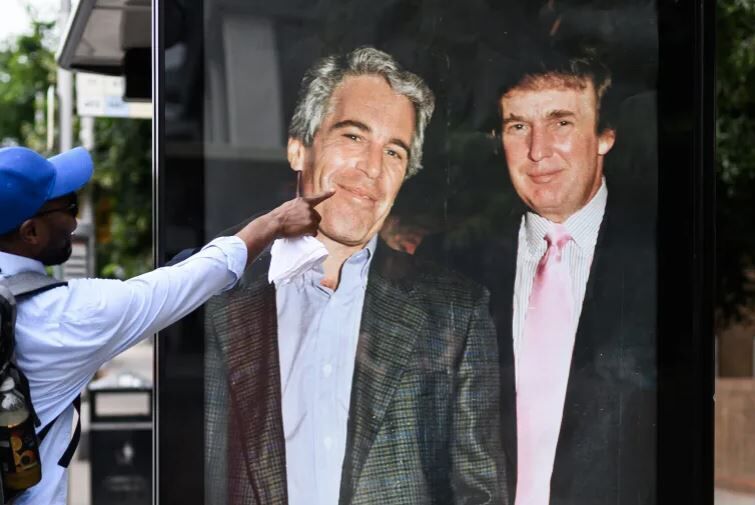 افشای دروغ ترامپ درباره قطع رابطه با اپستین