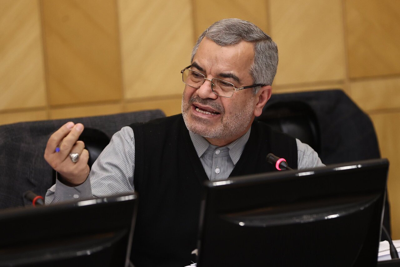 احمدی‌سنگری، نماینده مجلس: متاسفانه قیمت خودرو و کالای اساسی در حال افزایش است