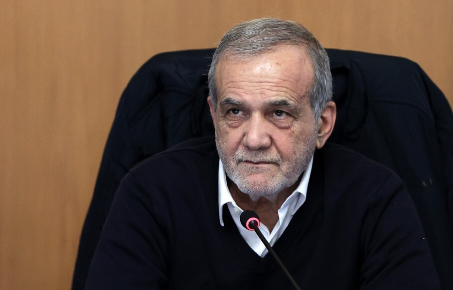 مبارزه با رانت، فساد و تبعیض/ باید به دنبال حل مسائل و مشکلات خودمان باشیم