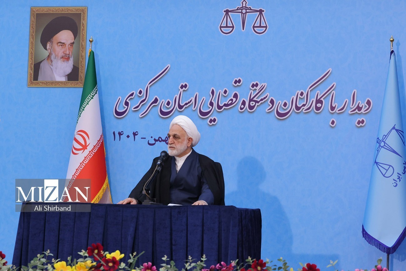 محسنی‌اژه‌ای: دشمن به‌دنبال ایجاد چندصدایی است