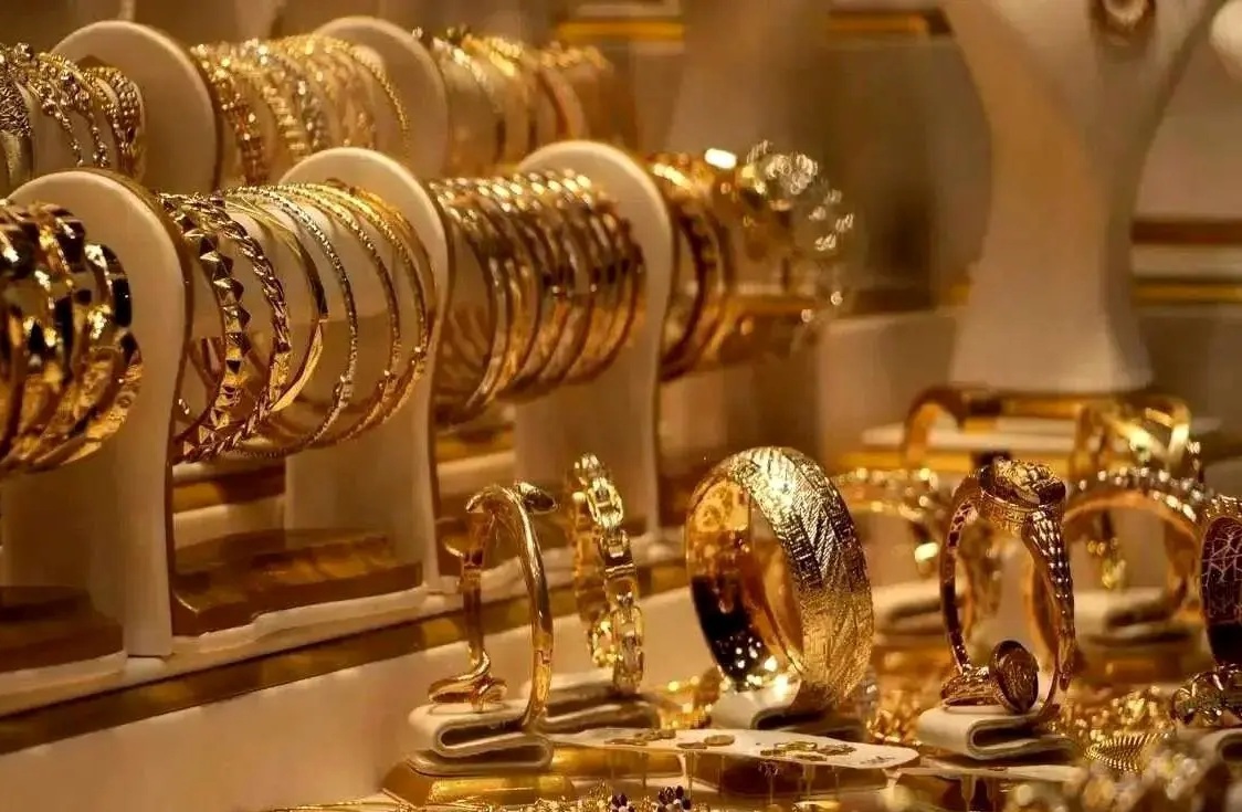 سکه امامی در نیمه کانال ۱۸۶ میلیونی/ طلای ۱۸ عیار چند؟ +جدول