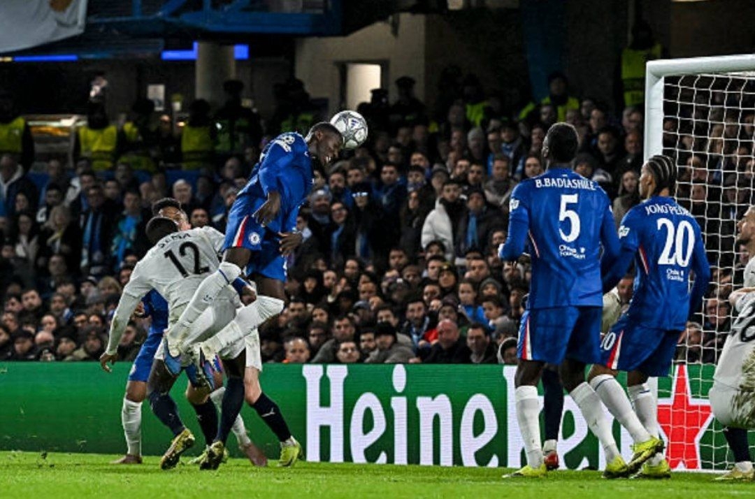 بارسا از مخمصه پراگ گریخت/ شب خوب انگلیسی‌ها