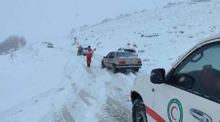 امدادرسانی به بیش از ۷ هزار گرفتارشده در برف و کولاک