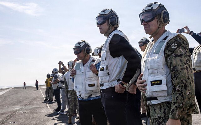 سی‌ان‌ان: ایران از بازدید ویتکاف و کوشنر از ناو آبراهام لینکلن مطلع بود