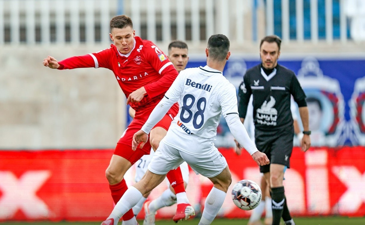 ملوان چطور راه تنفس پرسپولیس را بست؟