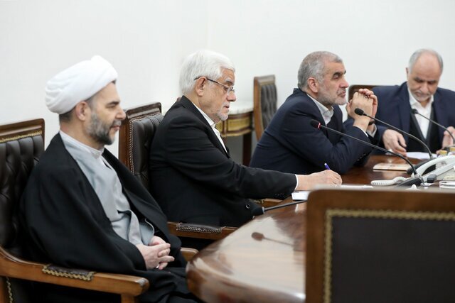 تاکید عارف بر رسیدگی ویژه به آسیب دیدگان و خانواده جانباختگان