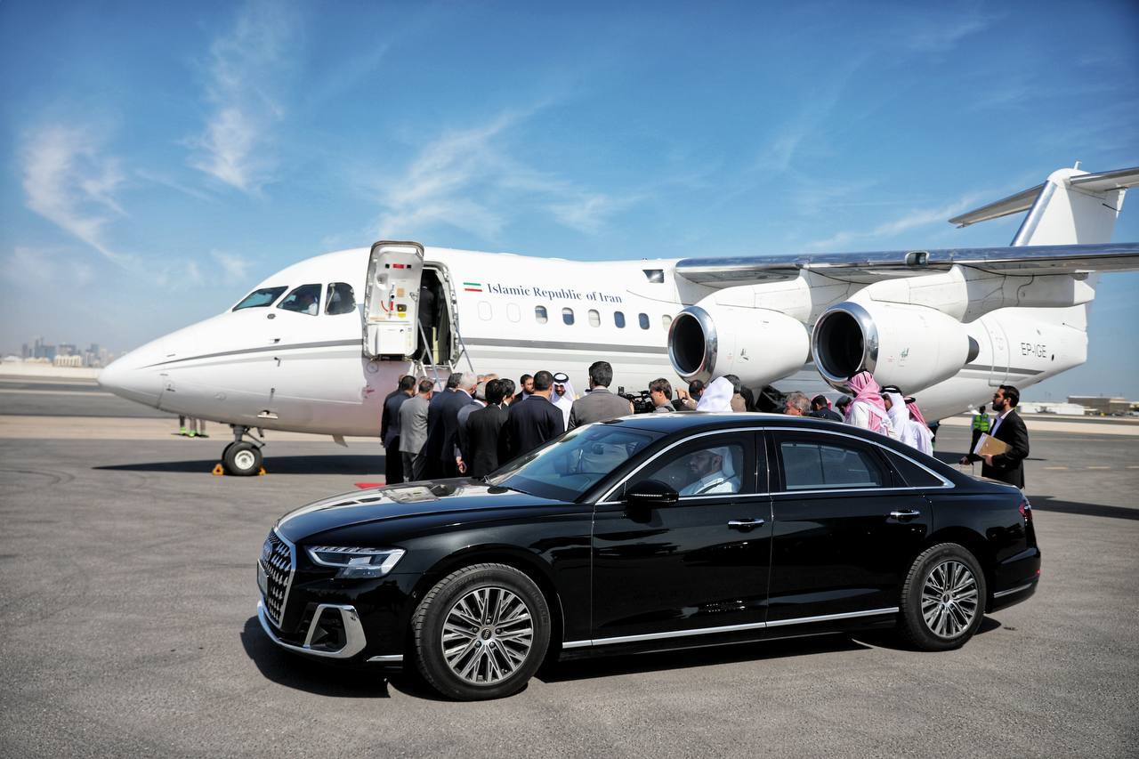 علی لاریجانی وارد دوحه شد