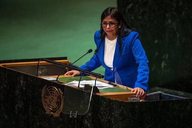 دلسی رودریگز: مادورو، همچنان رئیس‌جمهور قانونی ونزوئلا