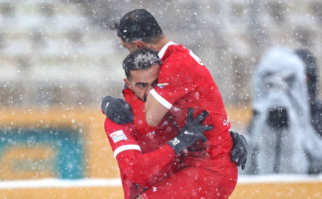 اورونوف؛ مرد برفی پرسپولیس
