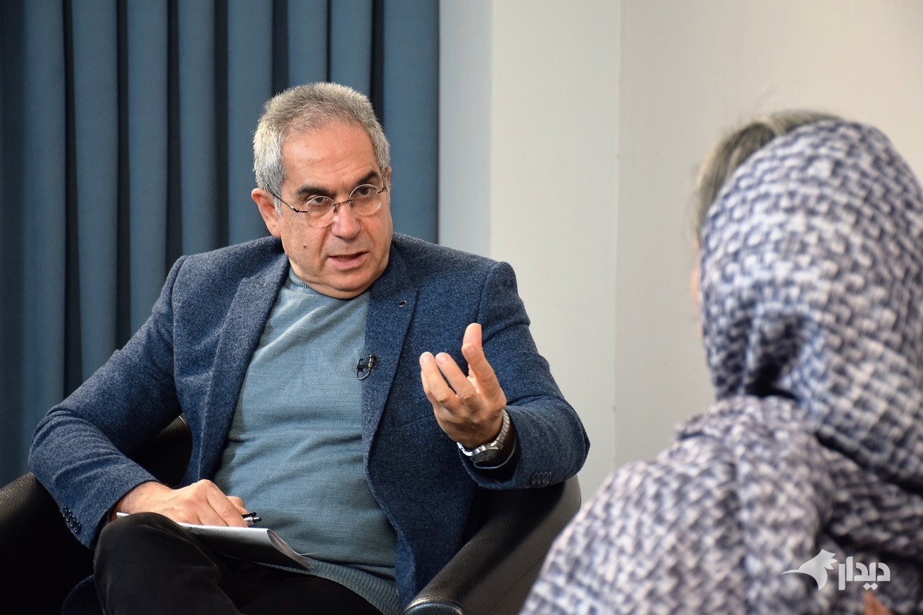 احمد بخارایی: پیام مردم در انتخابات مجلس و ریاست جمهوری روشن بود/ اعتراضات آرام بود، اما به خشونت کشیده شد/ امروز با خشونت اقتصادی، اجتماعی و سیاسی روبهرو هستیم/ با ارزپاشی مشکل حل نشد صورت مساله پاک شد احمد بخارایی: پیام مردم در انتخابات مجلس و ریاست جمهوری روشن بود/ اعتراضات آرام بود، اما به خشونت کشیده شد/ امروز با خشونت اقتصادی، اجتماعی و سیاسی روبهرو هستیم/ با ارزپاشی مشکل حل نشد صورت مساله پاک شد