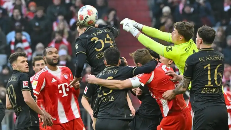 صدرنشینی موقت رئال، شکست لیورپول و بایرن