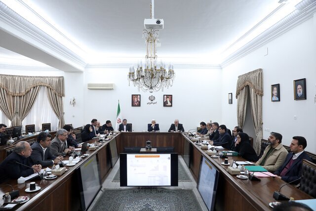 ضرب‌الاجل عارف به نهاد‌های دولتی درباره خسارات جنگ و اعتراضات