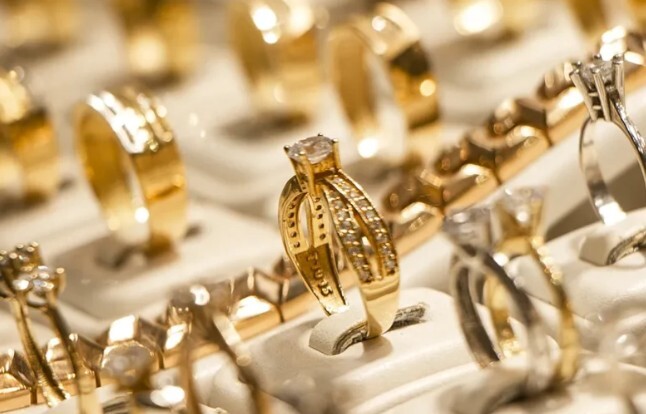 انفجار قیمت‌ها در بازار طلا/ سکه امامی ۲۰۳ میلیون شد! +جدول