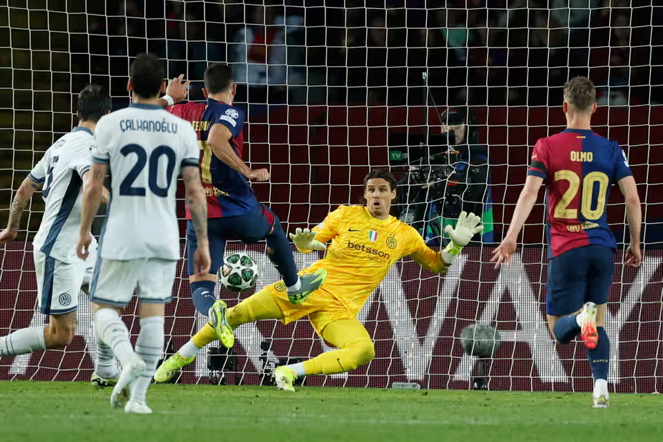 یک بازی جذاب و پرگل با حضور طارمی! یک بازی جذاب و پرگل با حضور طارمی!