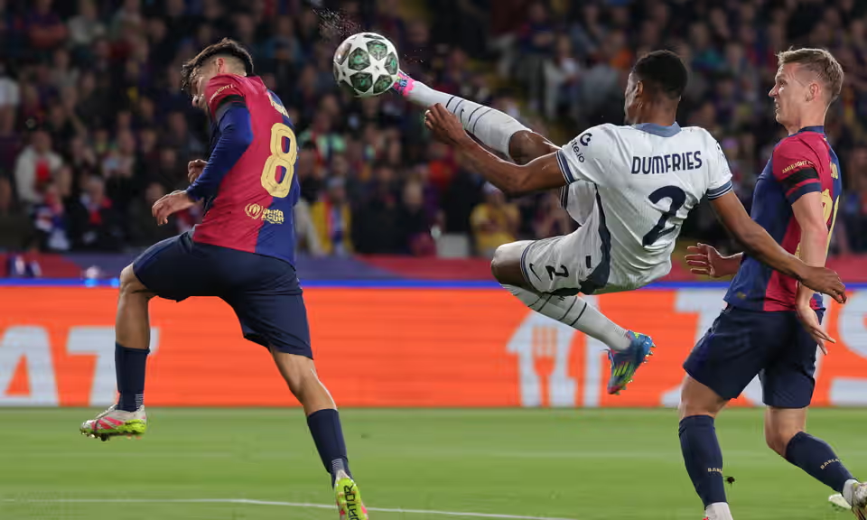 یک بازی جذاب و پرگل با حضور طارمی! یک بازی جذاب و پرگل با حضور طارمی!