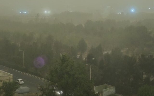 طوفان تندری در تهران طوفان تندری در تهران