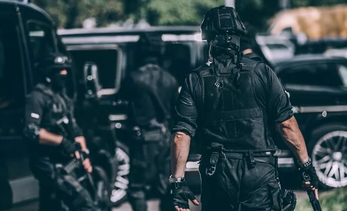 پلیس بریتانیا، ۴ ایرانی را بازداشت کرد