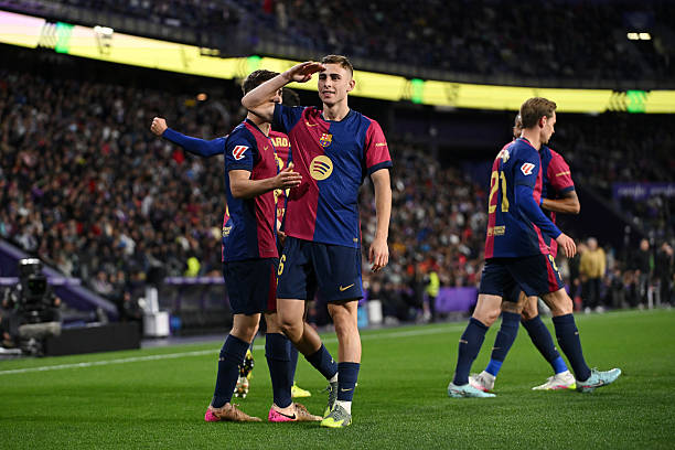 کامبک بارسلونا در نبرد با قعرنشین کامبک بارسلونا در نبرد با قعرنشین