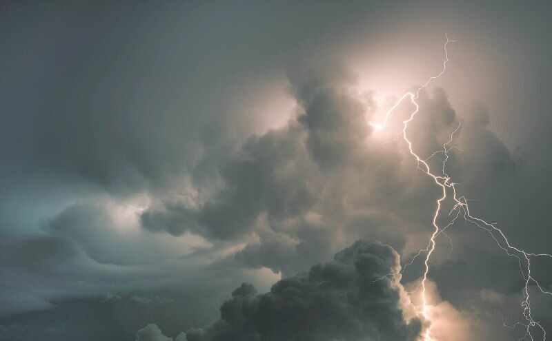 رگبار و رعدوبرق در شمال غرب/ پایتخت ۳۲ درجه