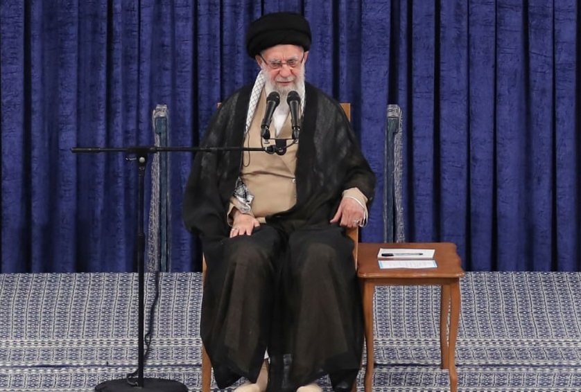 رهبر انقلاب: «حج» صددرصد سیاسی است/ حادثه بندرعباس حقیقتا تلخ بود