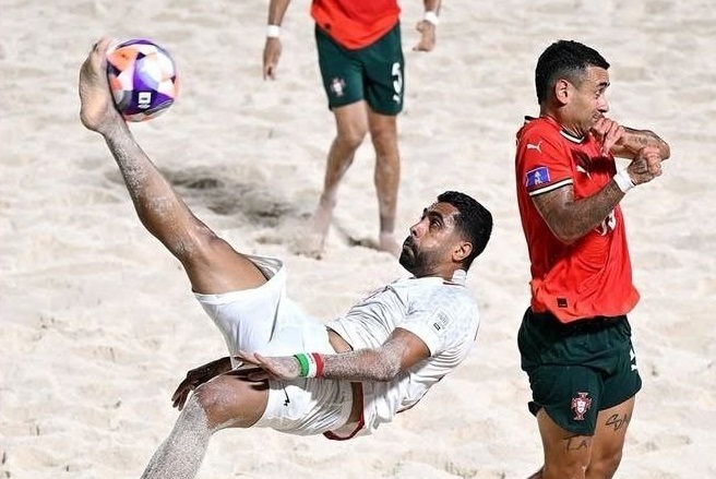 شکست فوتبال ساحلی ایران از پرتغال در بازی ۱۲ گله/ به برزیل نمی‌خوریم!