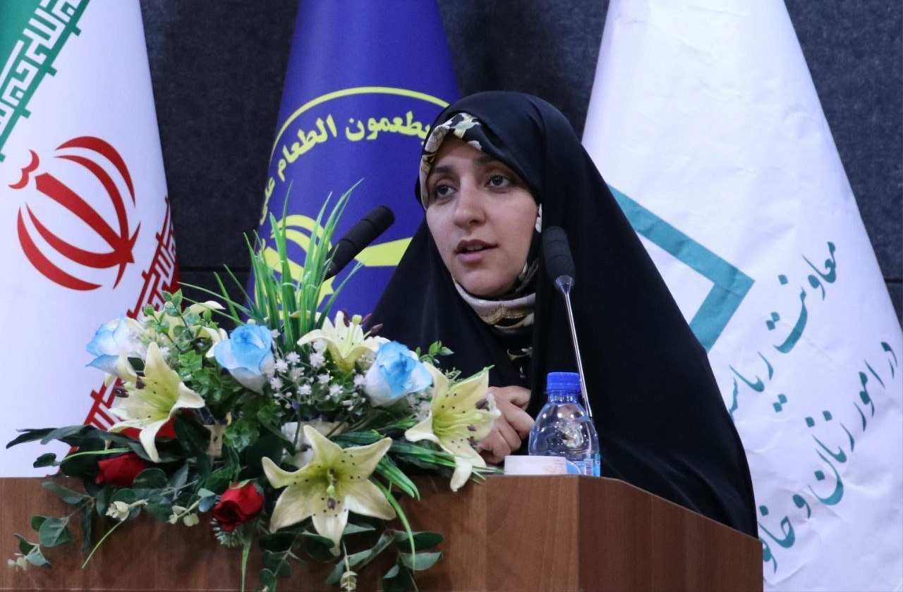 معاون رئیس‌جمهور: مبدا پیامک‌های حجاب هنوز معلوم نیست/ «نحوه پوشش پرسنل بیمارستان» در لایحه حمایت از زنان!/ در مجلس چه خبر است؟