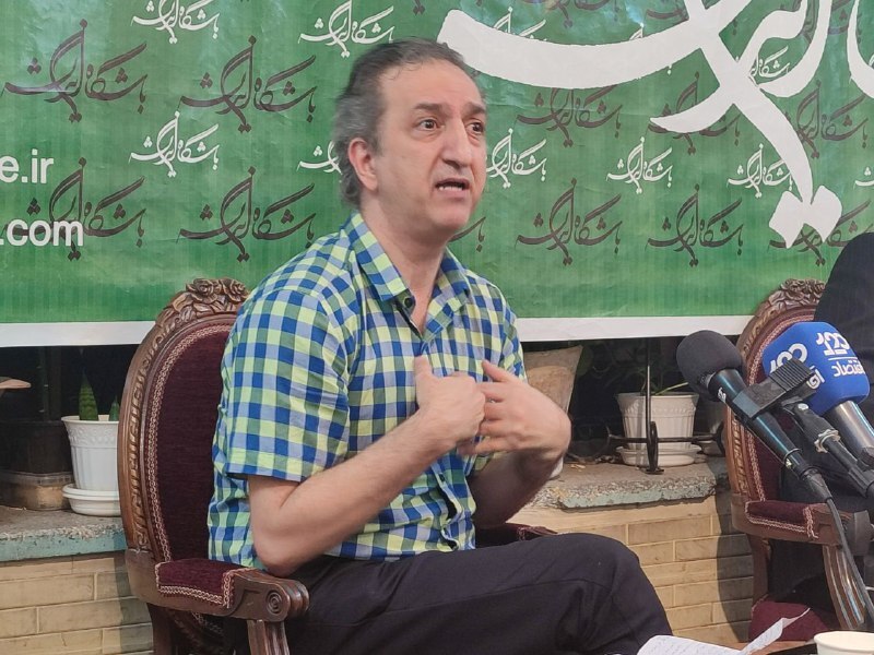 فرشاد مؤمنی: حرکت به سمت توزیع عادلانه قدرت، راه نجات امروز ماست