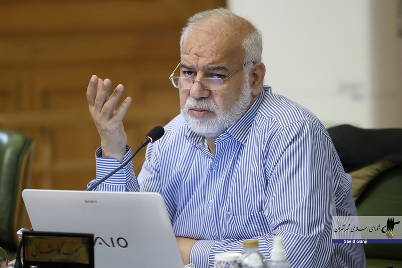 هشدار درباره برداشت غیرقانونی از فیشهای برق/ ضرورت حضور زنان در ناوگان حملونقل شهری هشدار درباره برداشت غیرقانونی از فیشهای برق/ ضرورت حضور زنان در ناوگان حملونقل شهری