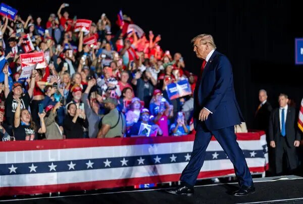 سقوط محبوبیت ترامپ