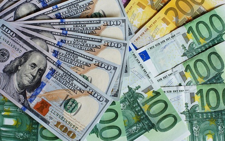 آخرین قیمت دلار و یورو در مرکز مبادله آخرین قیمت دلار و یورو در مرکز مبادله
