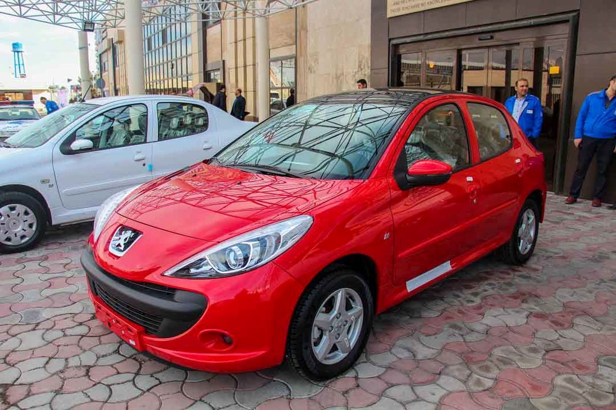 قیمت انواع خودرو؛ پژو ۲۰۷، ۹۹۵ میلیون تومان +جدول