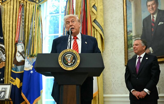 ادعای ترامپ درباره نام خلیجفارس؛ از من میخواهند تصمیم بگیرم ادعای ترامپ درباره نام خلیجفارس؛ از من میخواهند تصمیم بگیرم