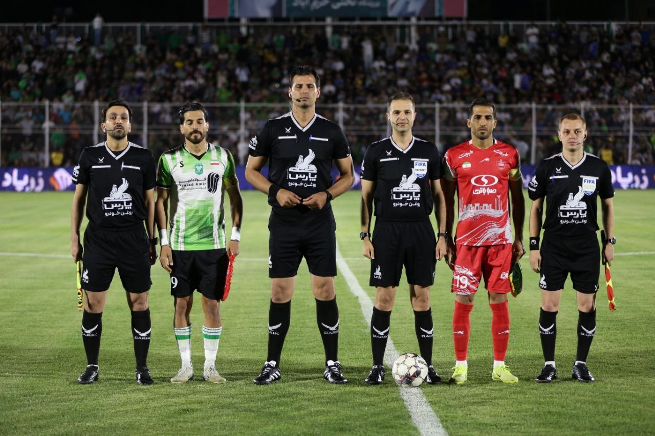 گزارش زنده: تراکتور ۰-۱ نساجی/ خیبر ۱-۰ پرسپولیس/ استقلال ۰-۰ چادرملو/ حرکت جنجالی در تبریز +ویدیو گزارش زنده: تراکتور ۰-۱ نساجی/ خیبر ۱-۰ پرسپولیس/ استقلال ۰-۰ چادرملو/ حرکت جنجالی در تبریز +ویدیو