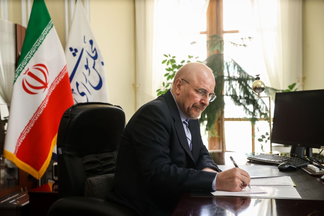 قالیباف: پاپ فرانسیس صلح‌طلب بود