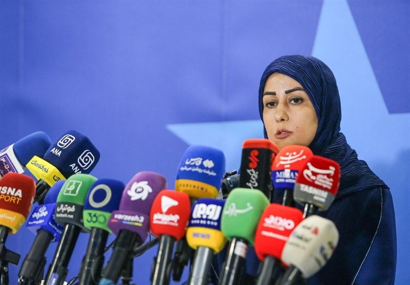 سخنگوی باشگاه استقلال: آذریجهرمی ۳ خرداد از خوردن شیرموز لذت ببرد! سخنگوی باشگاه استقلال: آذریجهرمی ۳ خرداد از خوردن شیرموز لذت ببرد!