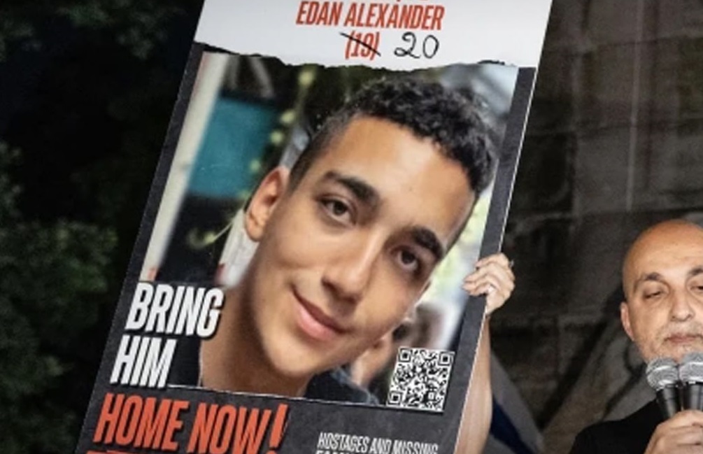 الکساندر عیدان، اسیر آمریکایی-اسرائیلی تحویل صلیب سرخ شد +ویدیو