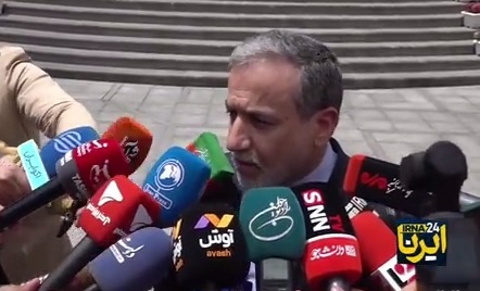 واکنش عراقچی به اظهارات ترامپ؛ فریبکارانه بود، آمریکا عامل مشکلات اقتصادی است واکنش عراقچی به اظهارات ترامپ؛ فریبکارانه بود، آمریکا عامل مشکلات اقتصادی است