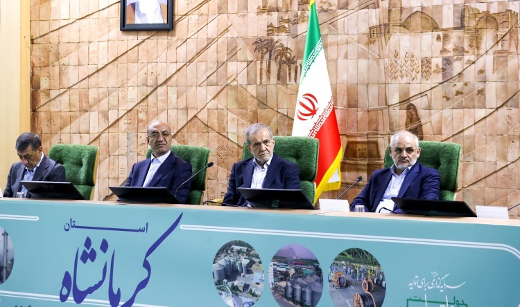 افتتاح ۴ پروژه صنعتی، زیربنایی و کشاورزی در کرمانشاه