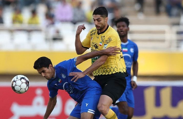 گزارش زنده: سپاهان ۱ - ۱ استقلال/ پرسپولیس ۰ - ۰ هوادار/ پایان نیمه اول