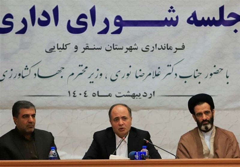 وزیر جهاد: برق کشاورزی قطع نمیشود وزیر جهاد: برق کشاورزی قطع نمیشود