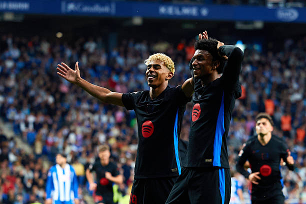 قهرمانی بارسا در خانه دشمن/ بهم زدن جشن با دعوا و آبپاش! +عکس قهرمانی بارسا در خانه دشمن/ بهم زدن جشن با دعوا و آبپاش! +عکس