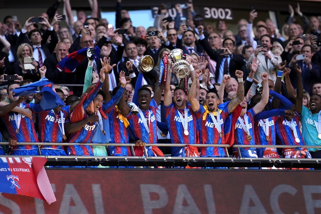 باورکردنی نیست؛ فصل بدون جام برای پپ!