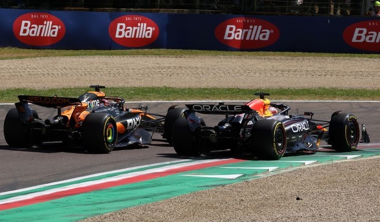 گرندپری ایتالیا؛ سبقت عالی «مکس»، سیفتیکار و تمام! گرندپری ایتالیا؛ سبقت عالی «مکس»، سیفتیکار و تمام!