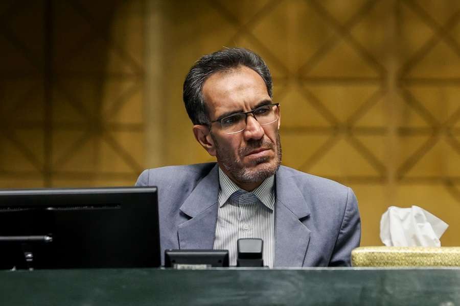 انتقاد یک نماینده از قطعی‌های گسترده برق؛ دولت اقدام کند