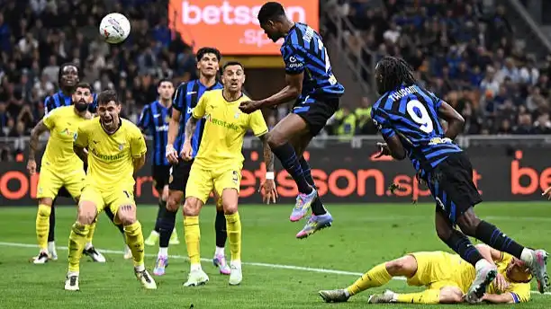 زهر یک بارسایی بر پیکر اینتر و یاران طارمی؛ جام پرید؟ زهر یک بارسایی بر پیکر اینتر و یاران طارمی؛ جام پرید؟