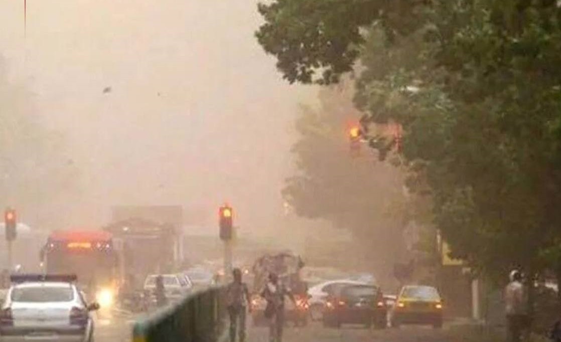 احتمال وقوع طوفان تندری و سیلاب در چند استان احتمال وقوع طوفان تندری و سیلاب در چند استان